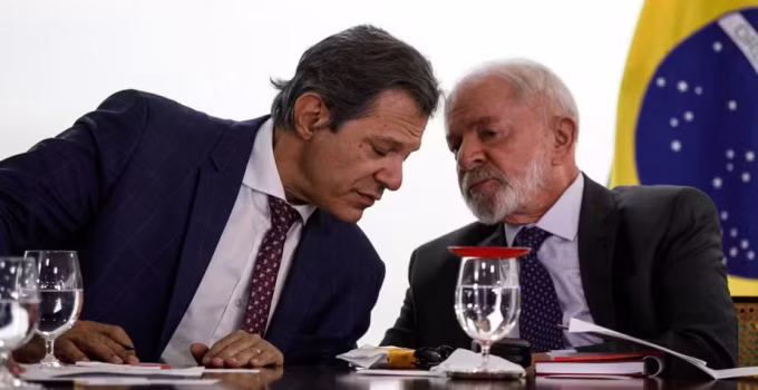 Lula e a taxa das Blusinhas Governo muda discurso sobre impostos em apostas e apps, gerando críticas