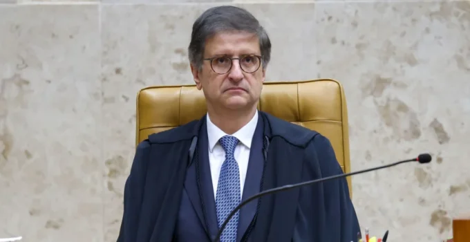 PGR se opõe à liberação de visitas de figuras conhecidas ao Senado