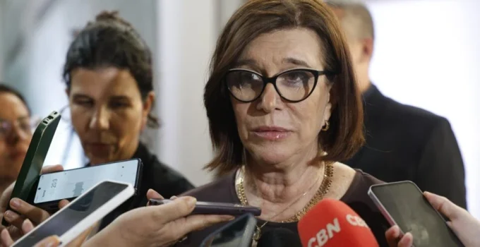Petrobras admite surpresa com alta do petróleo e avalia reações Petrobras admite surpresa com alta do petróleo e avalia reações