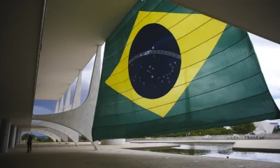 Aliados de Flávio Bolsonaro lamentam resultado, mas buscam fôlego no Congresso