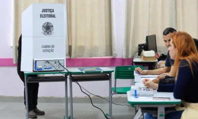 Abstenção no segundo turno cai para 19,2% e registra menor índice desde 1989