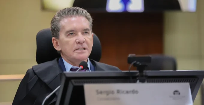 Polícia Federal prende presidente do TCE-MT e apura desvio de R$ 75 milhões