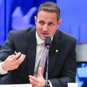 Derrite desafia federação e diz que não apoiará Alcolumbre na presidência do Senado