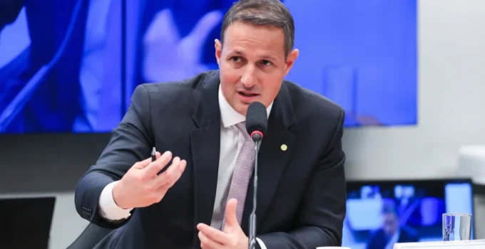 Derrite desafia federação e diz que não apoiará Alcolumbre na presidência do Senado