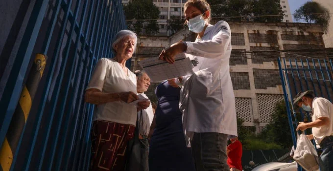 Cobertura vacinal contra gripe em 2024 é a menor em anos, alertam especialistas