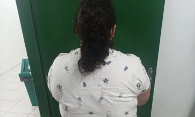 Mulher de 37 anos se passava por menina de 12 e enganava família, lembrando o filme "A Órfã"