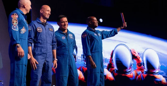 Nasa Detalha Cronograma da Artemis 3 e Rebate Críticas sobre Tripulação Masculina: "Não há controvérsia onde não precisa haver"