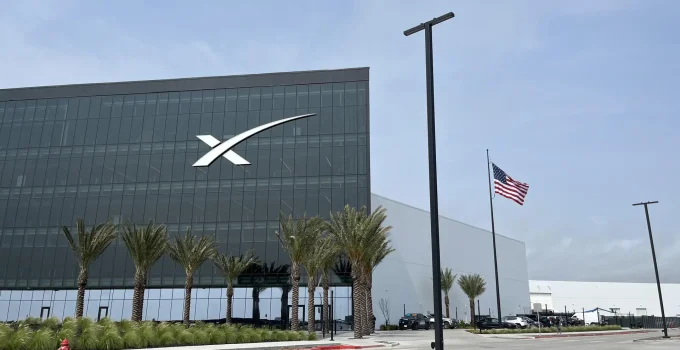Soldadores e Serventes da SpaceX Viram Milionários: IPO Histórico Transforma Funcionários Comuns em Ricos