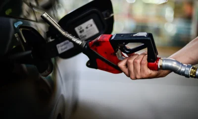 Petróleo em Queda Livre: Acordo de Paz entre EUA e Irã Libera Estreito de Ormuz e Derruba Preços a Menor Nível em 3 Meses