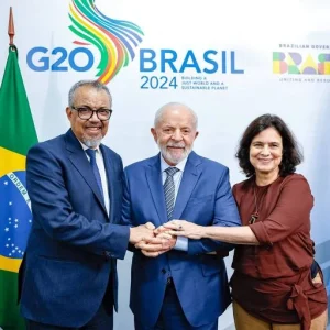 OMS e Lula pedem "coragem" ao G7 para concluir tratado global contra pandemias e evitar caos futuro