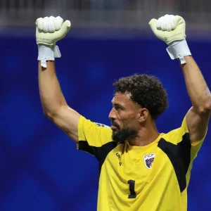 Cabo Verde Surpreende e Empata com Espanha 0 a 0 na Copa do Mundo: Vozinha, o Goleiro Herói