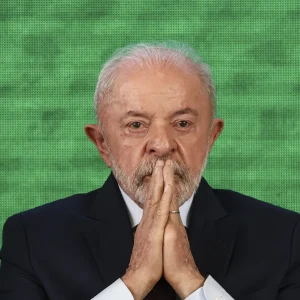 Delegados Repudiam Fala de Lula sobre "Medo" de Delegacias ao Devolver Celulares Roubados