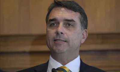Flávio Bolsonaro: STF discute estratégias para investigar senador e afastar Mendonça do caso do filme "Dark Horse"