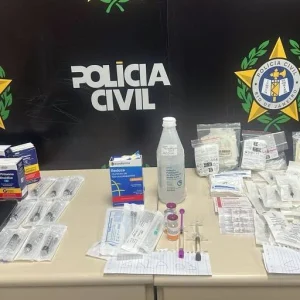 Operação Policial Revela Esquema Perigoso de Harmonização de Glúteos no Rio: 15 Vítimas Lesionadas e Risco à Saúde