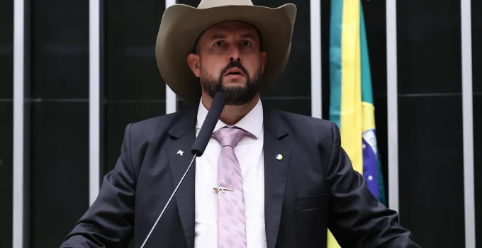 Anistia de Multas para Caminhoneiros: Quem Realmente Será Beneficiado pela Lei Aprovada na Câmara e o Que Muda no Transporte de Cargas