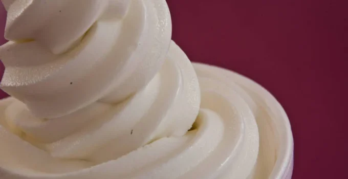 Frozen Yogurt: A Verdade Chocante Sobre a "Opção Saudável" Que Pode Enganar Seu Paladar e Seu Corpo