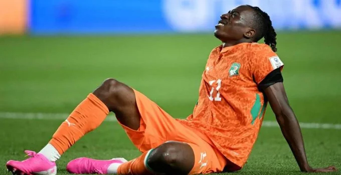 Jogador da Costa do Marfim, Yan Diomande, dedica vaga na Copa do Mundo 2026 à irmã que morreu aos 15 anos: ‘Tudo que faço é por você’ Jogador da Costa do Marfim, Yan Diomande, dedica vaga na Copa do Mundo 2026 à irmã que morreu aos 15 anos: 'Tudo que faço é por você'