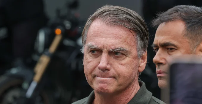 Saúde de Bolsonaro: Relatórios apontam melhora em meio a decisão do STF sobre sua liberdade