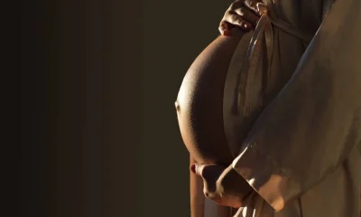 Pressão para sexo no resguardo: mulheres relatam o drama e os riscos após o parto