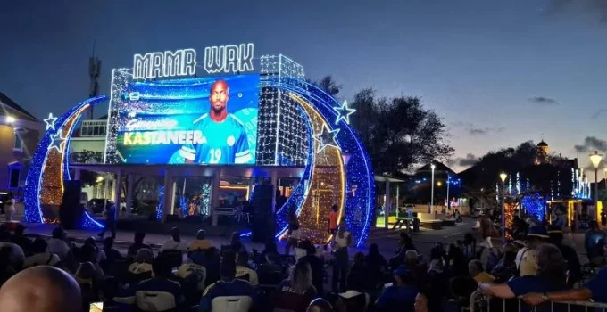 Curaçao celebra 1º ponto em Copa do Mundo com festa azul em praça