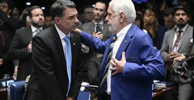 Operação contra Jaques Wagner abala discurso do PT e força alinhamento com o Planalto