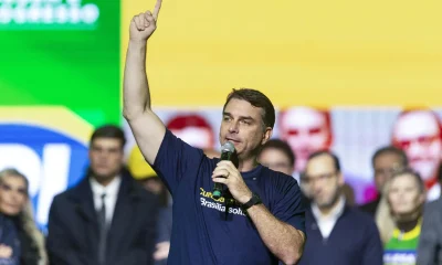Pesquisa aponta resistência da candidatura de Flávio Bolsonaro apesar de crises