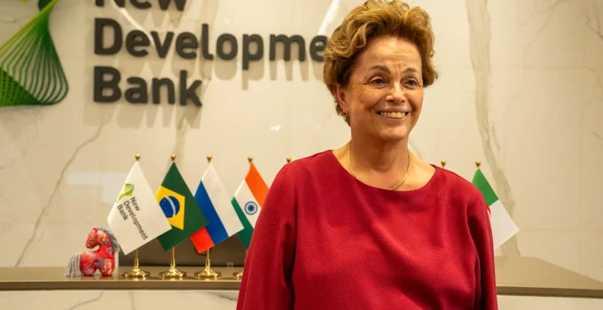 Dilma Rousseff recebe a Ordem 2 de Julho, maior honraria do governo da Bahia