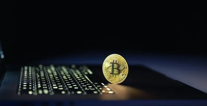 Polícia de SC realiza maior apreensão de criptomoedas da história do estado