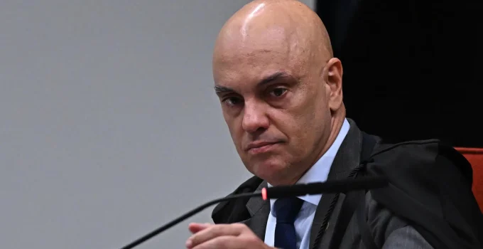Juíza dos EUA concede mais prazo para Trump Media e Rumble se manifestarem sobre ação contra Moraes