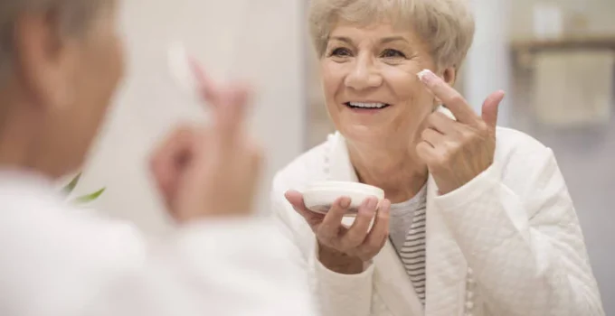 Peptídeos em Cosméticos: Promessas de Rejuvenescimento e os Riscos de Alergia