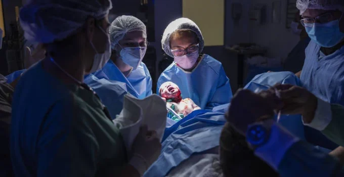 Medo da Dor e Falta de Informação Levam Brasileiras a Preferir Cesárea, Aponta Unicef