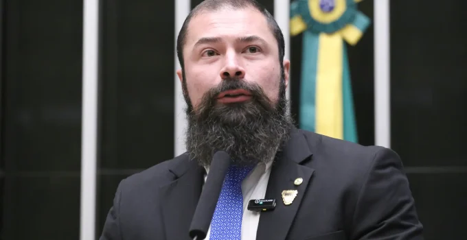 Deputado Bilynskyj é condenado a pagar R$ 15 mil por associar PT ao narcotráfico
