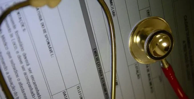 Ações judiciais contra planos de saúde em SP disparam 83% em uma década