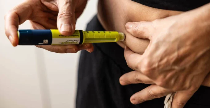 SUS inicia distribuição de insulina glargina em 21 estados para pacientes com diabetes SUS inicia distribuição de insulina glargina em 21 estados para pacientes com diabetes