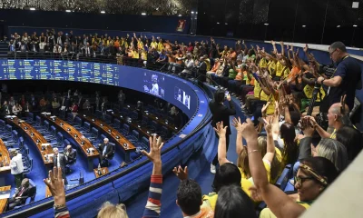 Senado aprova aposentadoria especial para agentes de saúde em votação expressiva