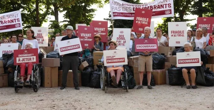França debate legalização da eutanásia em votação crucial no Parlamento