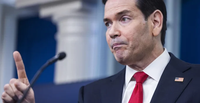 Marco Rubio acusa Lula de priorizar 'ego' e prejudicar brasileiros com tarifas de importação