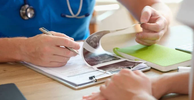 Estudo revela que 90% dos médicos recém-formados se sentem despreparados para dar más notícias