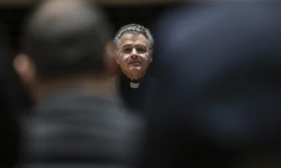 Brasileiro rompe tradição de 600 anos e assume o comando do Coro do Papa