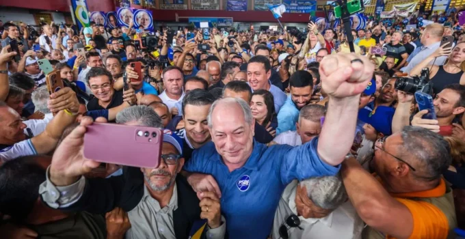 A Fórmula Ciro: Aliança no Ceará Redesenha Oposição ao PT com Pragmatismo Eleitoral