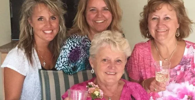 Happy Hour das Avós: Mulher de 82 anos lidera campanha que mudou lei em lar de idosos nos EUA Happy Hour das Avós: Mulher de 82 anos lidera campanha que mudou lei em lar de idosos nos EUA