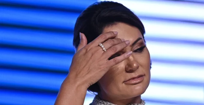 Eduardo Bolsonaro critica 'imaturidade' de Michelle por vídeo expondo desavenças familiares