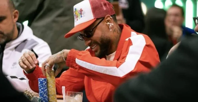 Neymar retorna ao Santos em meio a polêmicas extracampo após Copa do Mundo