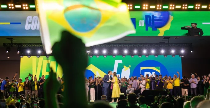 PL aposta em protagonismo feminino com vídeo de Michelle em convenção nacional
