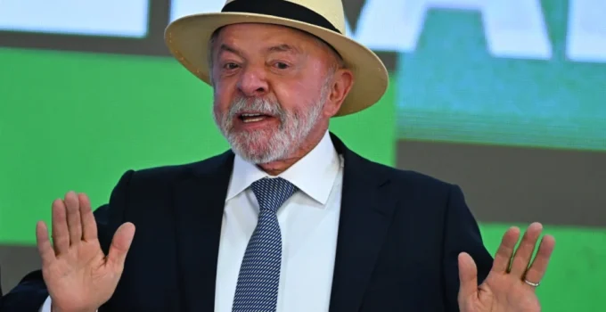 Lula adverte contra interferência externa nas eleições brasileiras: 'Vai apanhar muito'