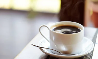 Cafeína pode mitigar efeitos da privação de sono na memória, sugere estudo
