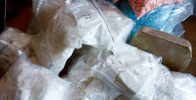 Polícia de Berlim alerta para nova tática de traficantes: amostras de drogas em caixas de correio