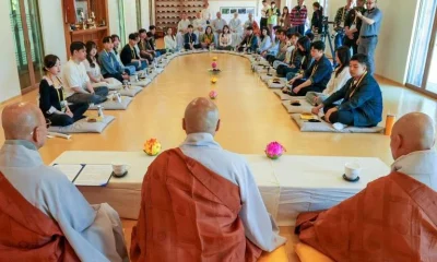 Templo budista na Coreia do Sul promove retiros para unir solteiros e combater a crise de natalidade