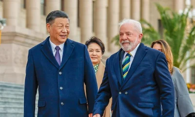 Lula e Xi Jinping buscam fortalecer laços comerciais em resposta a tarifas dos EUA