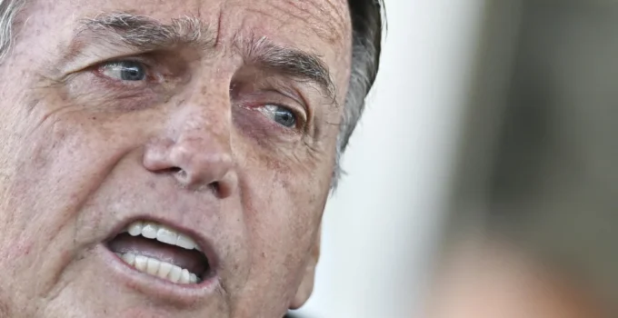 Moraes dá 48h para Bolsonaro explicar vídeo de IA e ameaça reverter prisão domiciliar Moraes dá 48h para Bolsonaro explicar vídeo de IA e ameaça reverter prisão domiciliar
